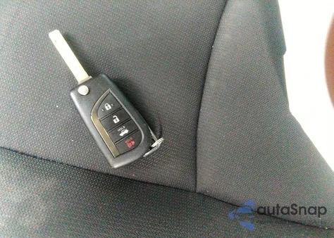 2020 Toyota Corolla Le z USA, uszkodzony, nr VIN 5YFEPRAE2LP123809